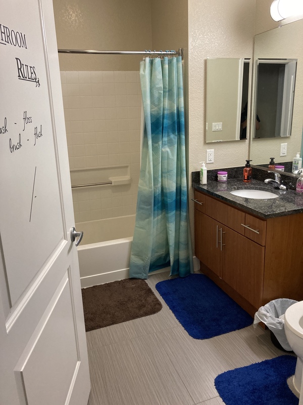 roommates in San Mateo Private Room in 2Bed.2Bath - cirtru.com