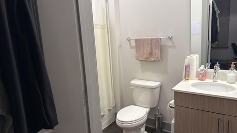 Shared Room in 4Bed.4Bath