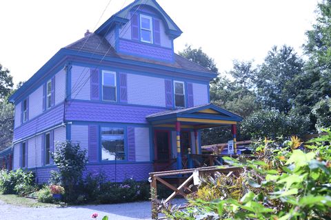 Entire Place 4Bed.2.5Bath