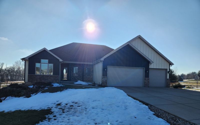 roommates in Windsor Private Room in 2Bed.1Bath - cirtru.com
