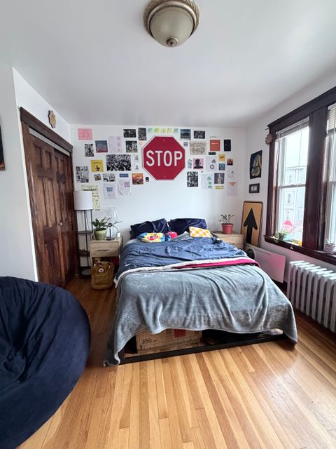 Private Room in 3Bed.1Bath