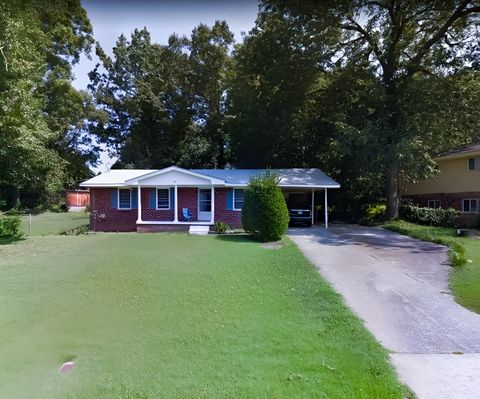 Newly-renovated & cozy Conley House with Dining area (id. 4606)