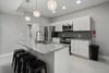 1mi to Children's Hospital • 2.5mi to Downtown | Modern Professional Living (id. 42868)