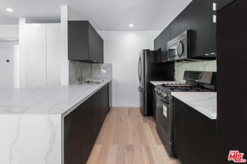 Private Room in 2Bed.2Bath