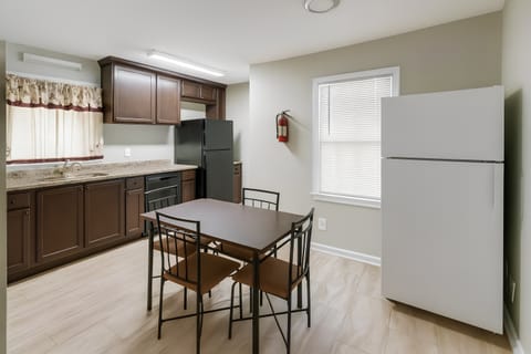 Modern Riverdale PadSplit with TOP HOST (id. 18075)