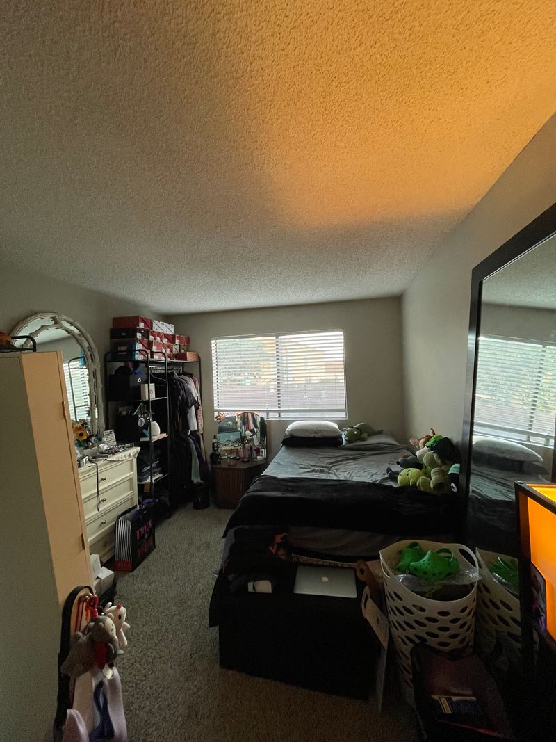 roommates in Oceanside Private Room in 2Bed.1.5Bath - cirtru.com