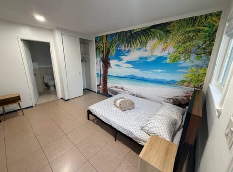 Room1Bed.1Bath