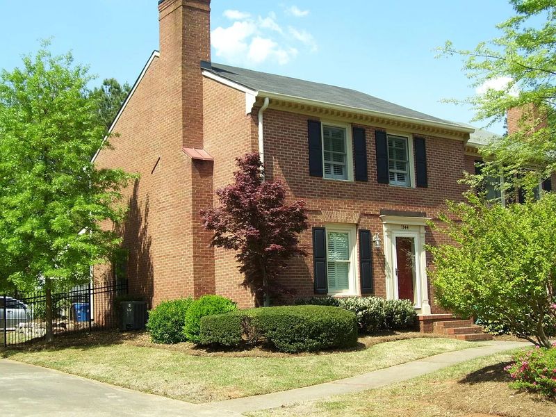 roommates in Roswell Private Room in 2Bed.2.5Bath - cirtru.com