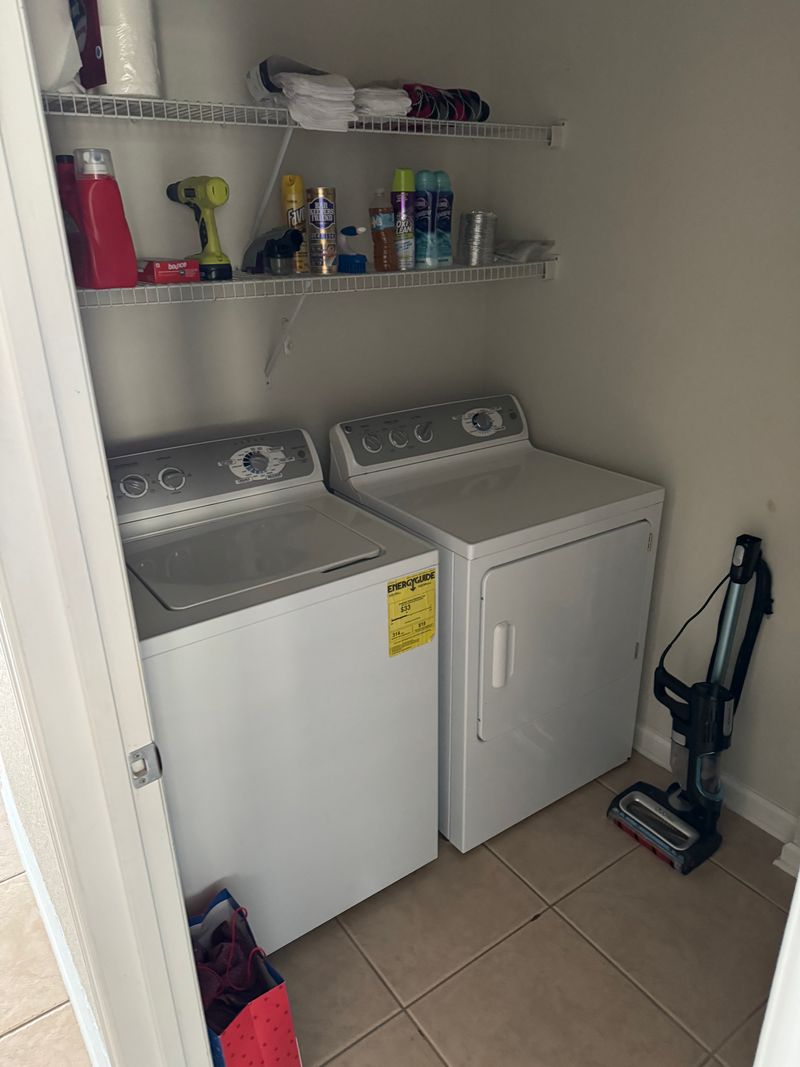 roommates in Windermere Private Room in 3Bed.2.5Bath - cirtru.com
