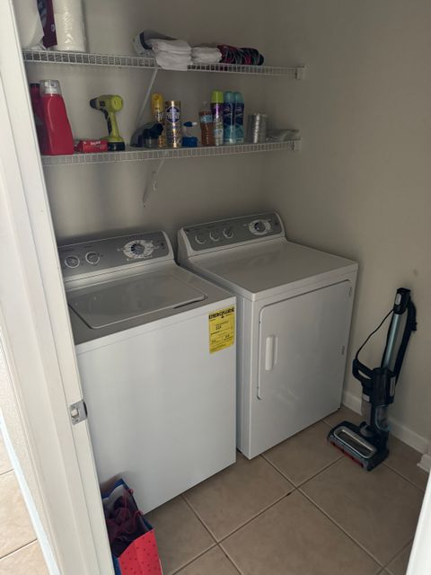 Private Room in 3Bed.2.5Bath
