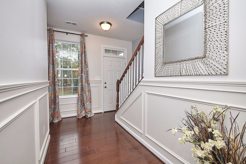 roommates in Manassas Park Entire Place 4Bed.3.5Bath - cirtru.com