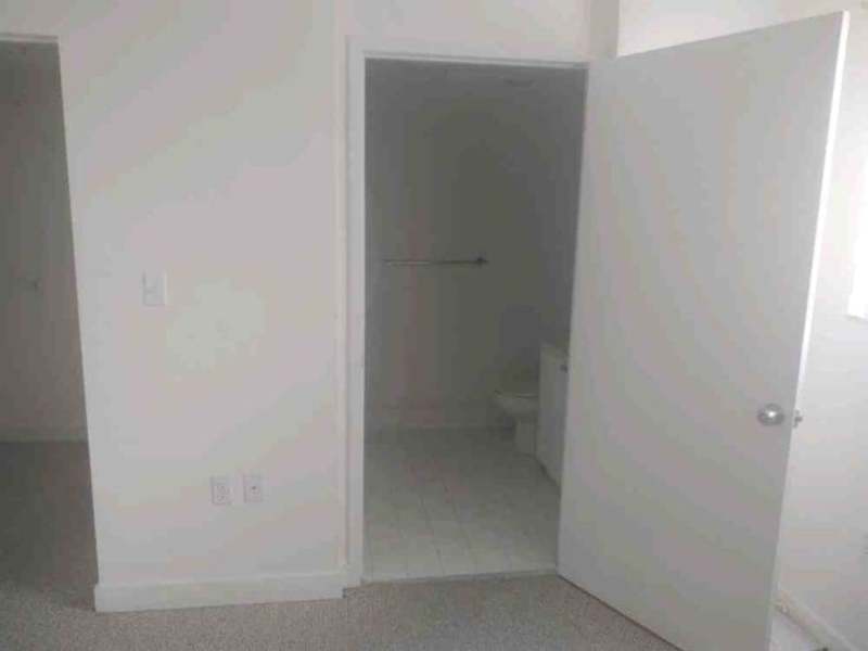 Private Room in 2Bed.2Bath
