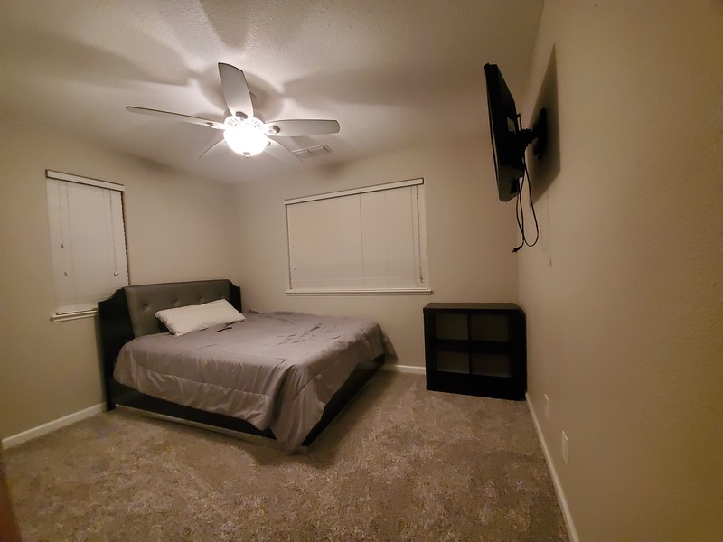 Private Room in 3Bed.2Bath