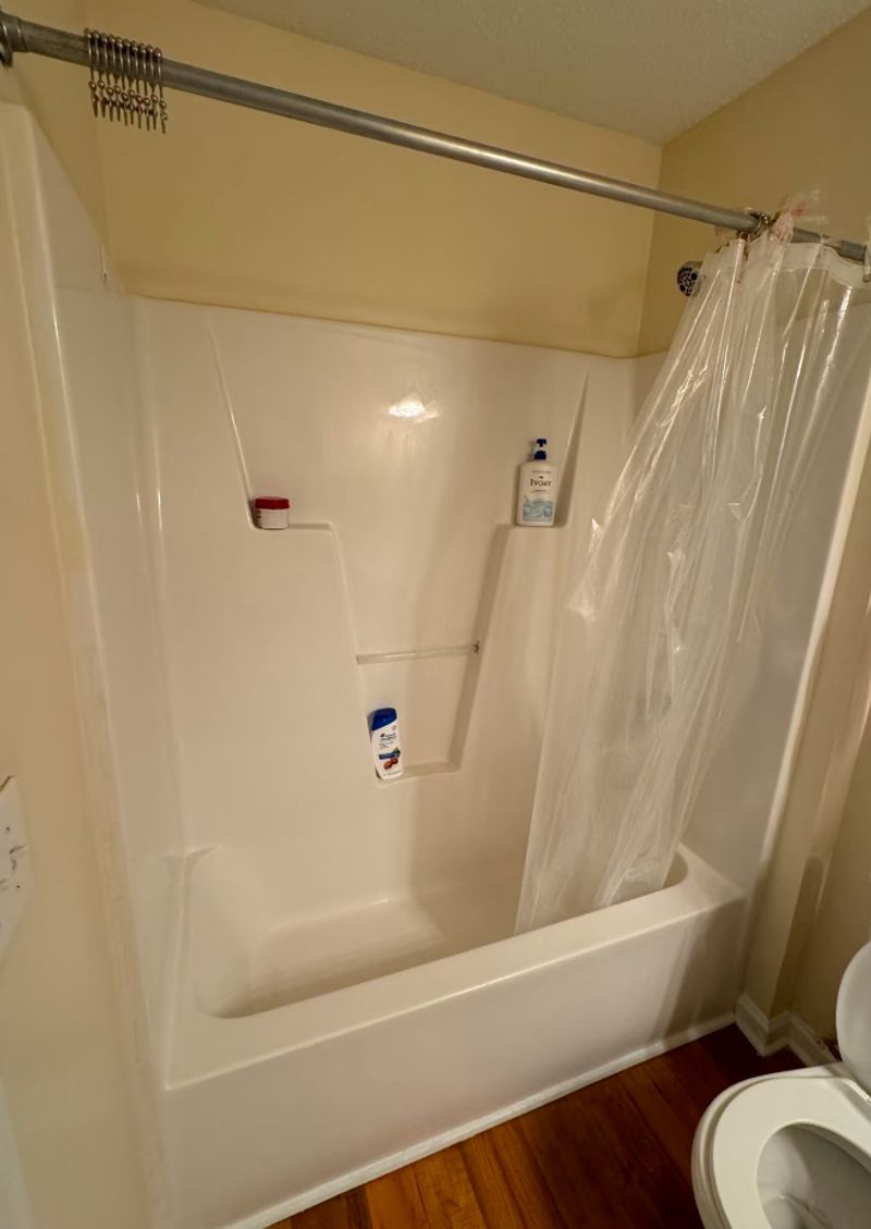 Private Room in 3Bed.3Bath