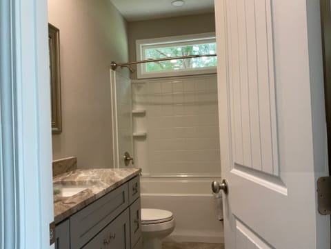 Private Room in 2Bed.1Bath