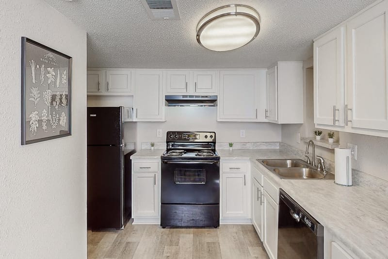 Modern & NEWLY-renovated Atlanta Apartment Home (id. 6290)