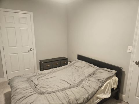 Private Room in 2Bed.1Bath