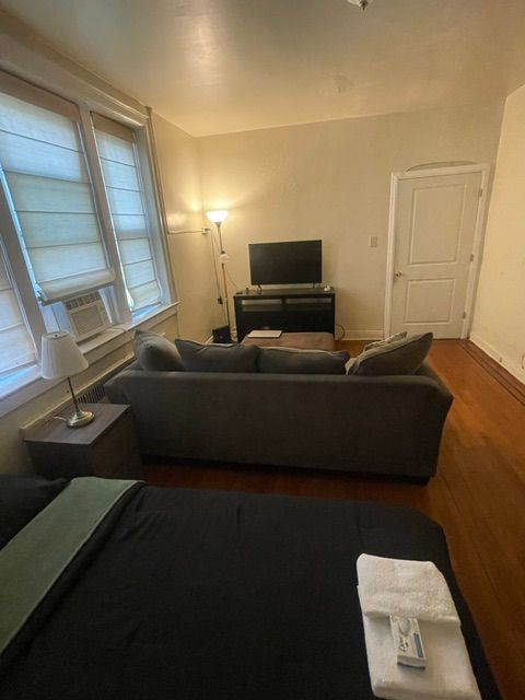 Private Room in 1Bed.1Bath