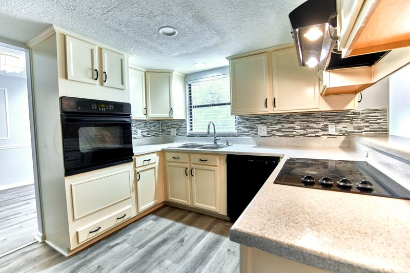 roommates in Undisclosed, Jacksonville, FL 32218 Live in Turtle Creek (id. 19553) - cirtru.com