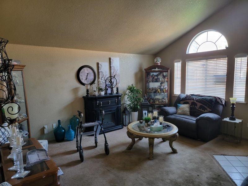 roommates in Fresno Shared Room in 1Bed.1Bath - cirtru.com