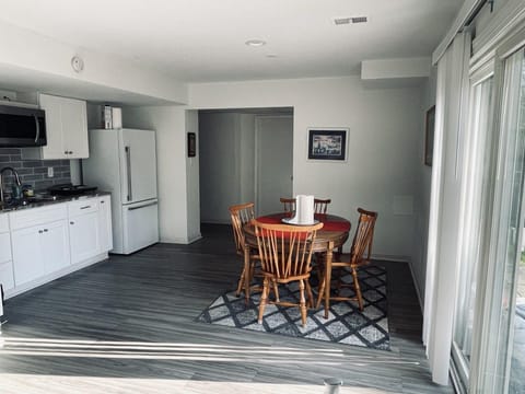 roommates in Undisclosed, Beltsville, MD 20705 Beltsville Home, a 13 minute walk to transit stop Fairland Rd & Big Horn Dr (id. 44477) - cirtru.com