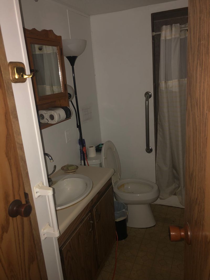 roommates in Daytona Beach Private Room in 1Bed.1Bath - cirtru.com