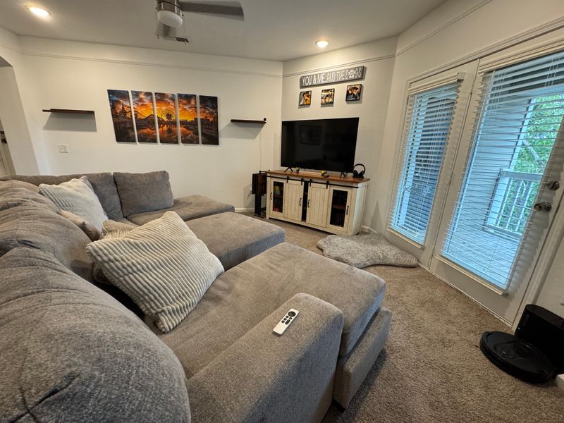 Private Room in 2Bed.2Bath