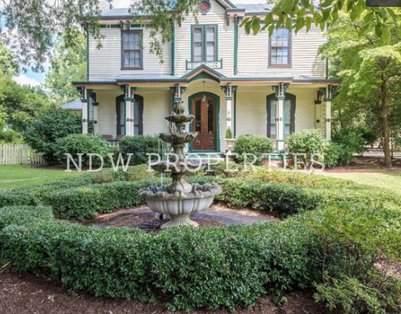 roommates in Wilson Private Room in 6Bed.6.5Bath - cirtru.com