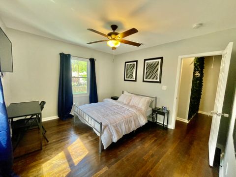 Room4Bed.3Bath