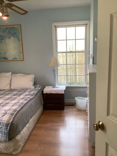 Room1Bed.1Bath
