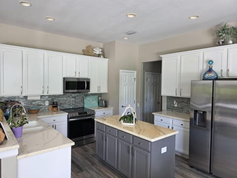 roommates in Undisclosed, Parrish, FL 34219 Parrish Home (id. 44387) - cirtru.com