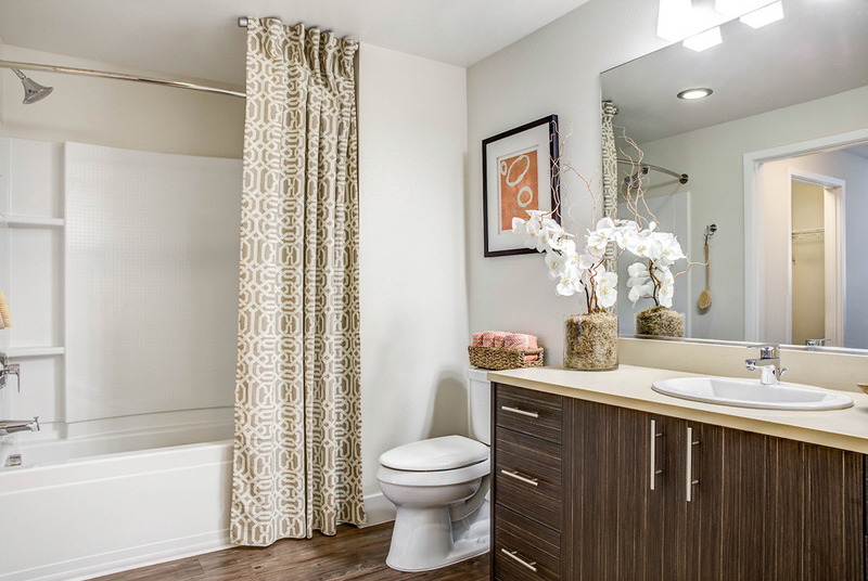 roommates in Walnut Creek Private Room in 2Bed.2Bath - cirtru.com