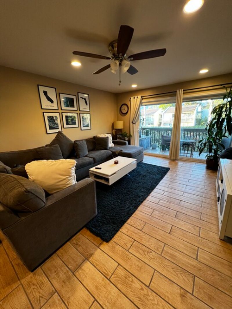 roommates in Goleta Private Room in 2Bed.1Bath - cirtru.com