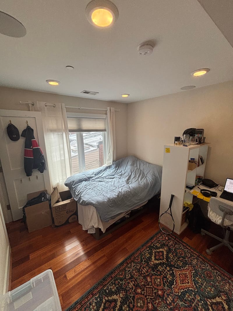 Private Room in 3Bed.3Bath