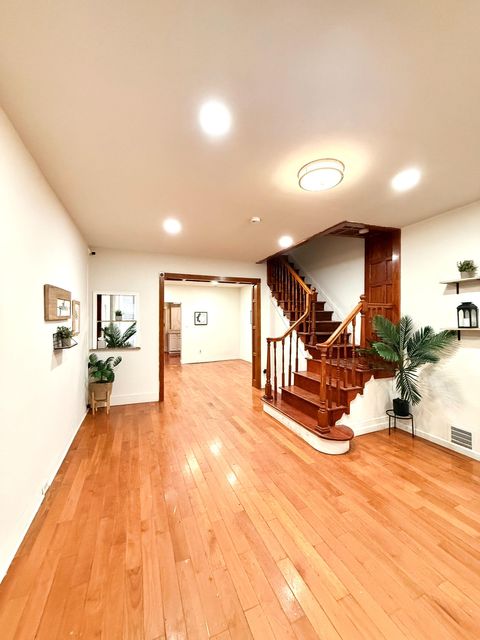 Temple Area Rooms | All Utilities Included | Private Mini-Fridge | 1 Block from Broad Street Subway (id. 26367)