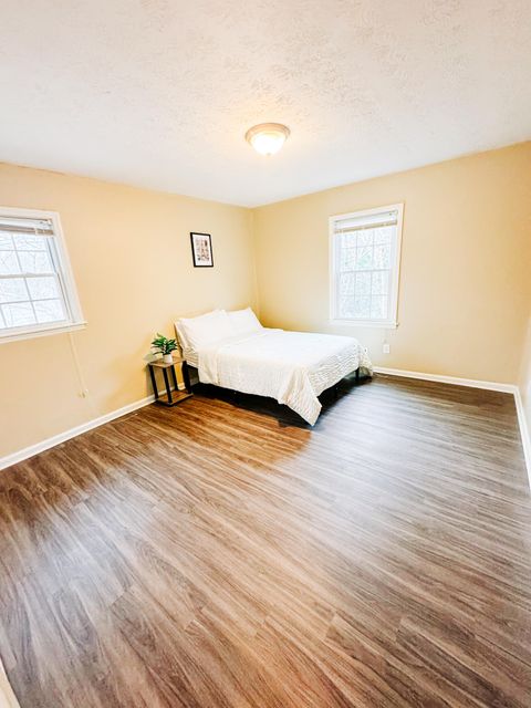 roommates in Undisclosed, Decatur, GA 30035 Spring into action and grab this one -- this property is INSANE! BRAND NEW! HUGE Bedrooms! Beautifully renovated kitchen! Great Decatur location. Don't Miss Out #RoomGoals (id. 11306) - cirtru.com