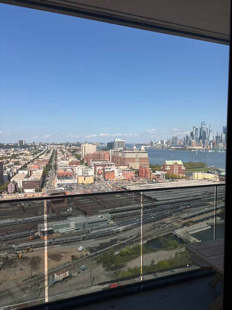roommates in Jersey City Private Room in 2Bed.2Bath - cirtru.com