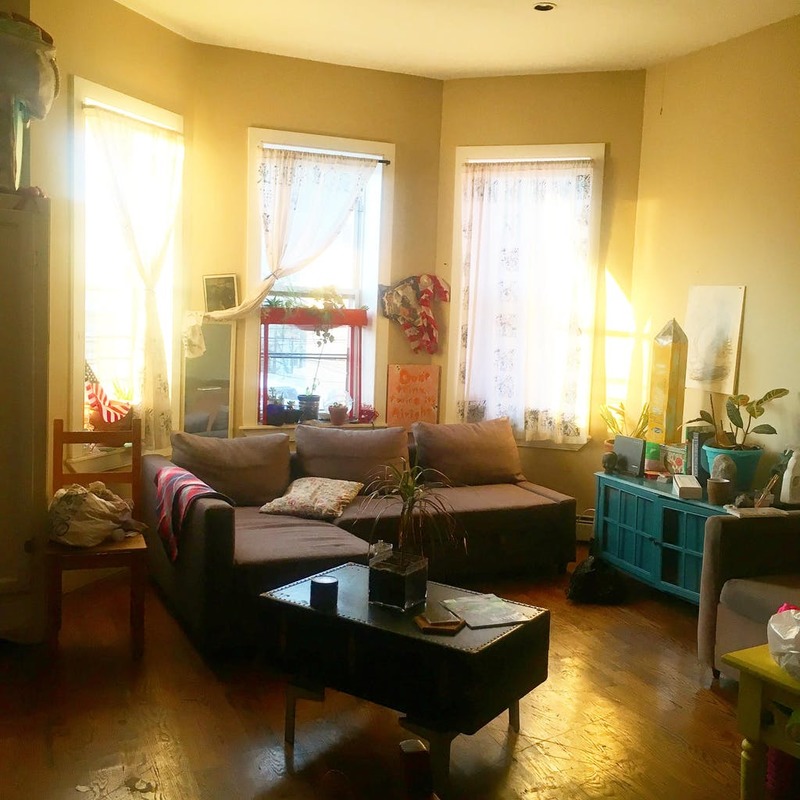 Private Room in 3Bed.1Bath