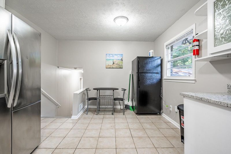 Charming Family Home in Serene Atlanta Neighborhood (id. 9348)
