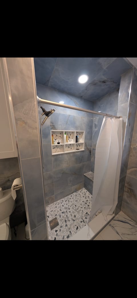 roommates in Medford Room5Bed.3Bath - cirtru.com