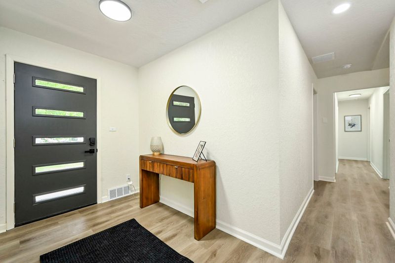 roommates in Undisclosed, Kansas City, MO 64134 Newly renovated Kansas City House with modern finishes. Comfortable and affordable living! (id. 8579) - cirtru.com