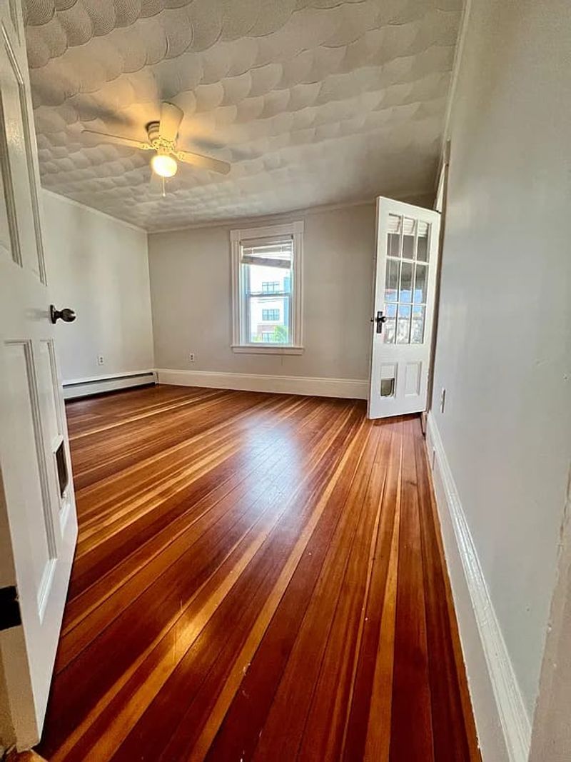 roommates in Everett Room3Bed.1.5Bath - cirtru.com