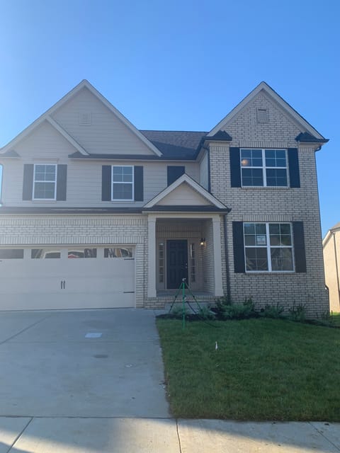 roommates in Hendersonville Private Room in 4Bed.3.5Bath - cirtru.com