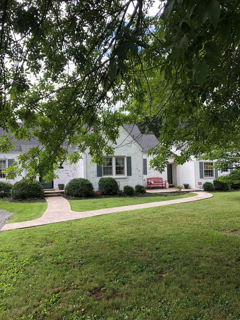 roommates in Bowling Green Entire Place 1Bed.1Bath - cirtru.com