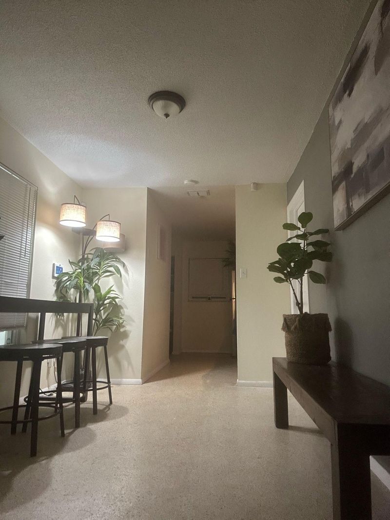 roommates in Undisclosed, Orlando, FL 32811 Upgraded & Modern with High-Speed Wi-Fi & Smart TVs! 
USE PROMO CODE FOR DISCOUNT! (id. 12705) - cirtru.com