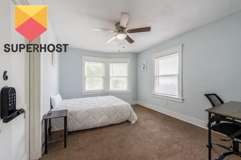roommates in Undisclosed, Kansas City, MO 64128 SUPER HOST  Cozy & Clean Room • Great Location • Fast WiFi (id. 17996) - cirtru.com