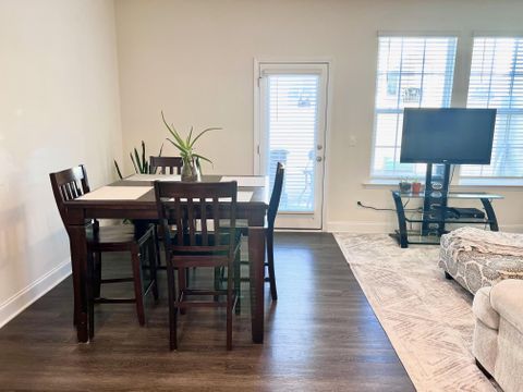 Clayton Home (id. 30168)