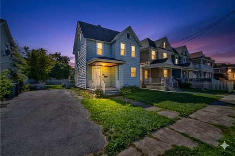 roommates in Niagara Falls Entire Place 2Bed.1Bath - cirtru.com