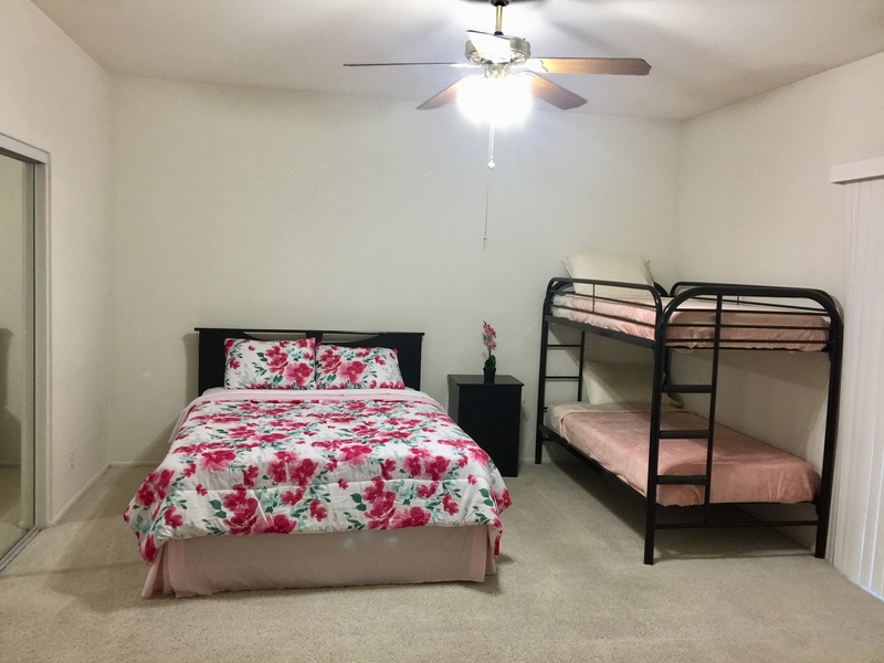 Private Room in 7Bed.2Bath