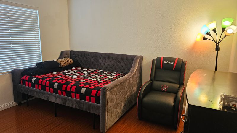 roommates in Chula Vista Private Room in 3Bed.2.5Bath - cirtru.com